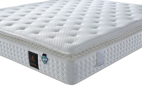 Bom preço Medium Firm Pocket Spring Mattress com gelo de seda superior espuma de látex natural on-line
