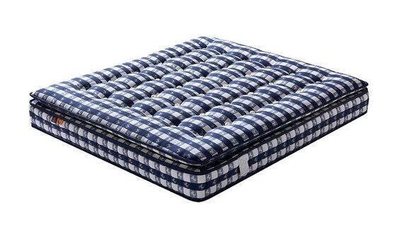Giá tốt Nệm chần tay với cuộn dây lò xo mini cho giấc ngủ êm ái nhưng chắc chắn trực tuyến